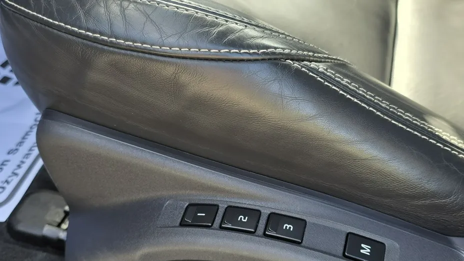 VOLVO V60 -