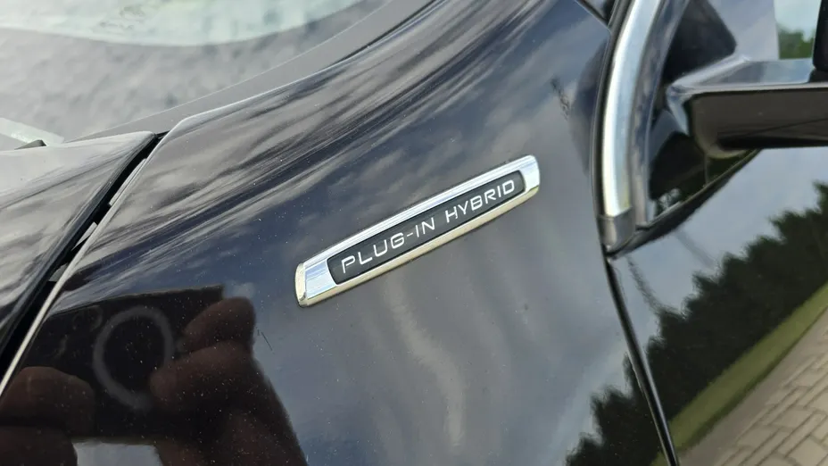 VOLVO V60 -
