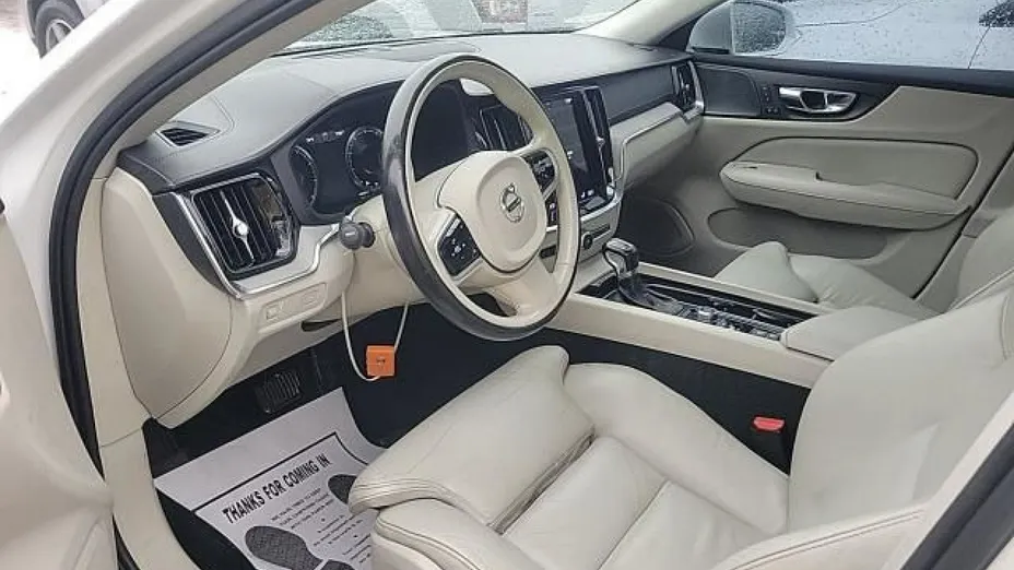 VOLVO S60 -