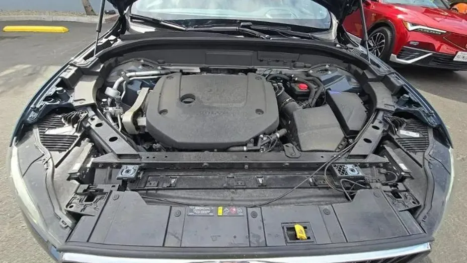 VOLVO XC60 -