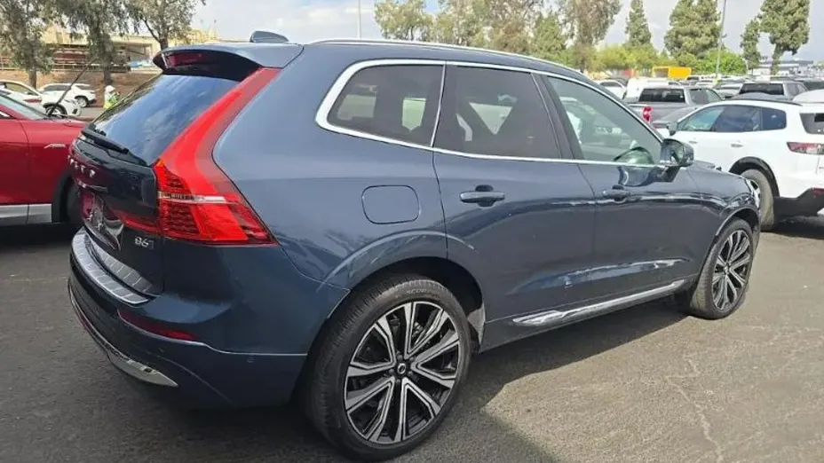 VOLVO XC60 -