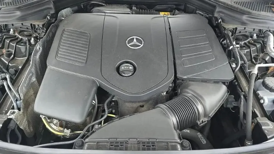MERCEDES-BENZ GLC -