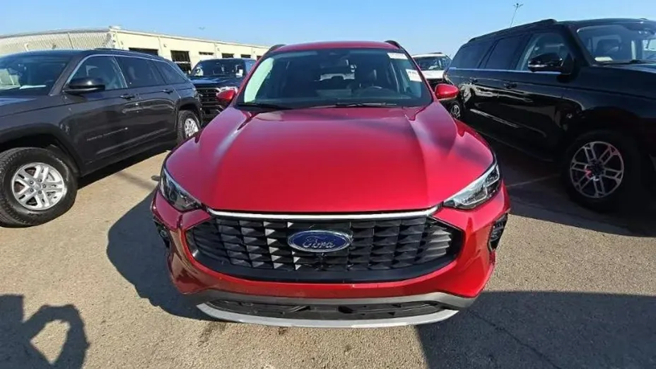 FORD Escape -