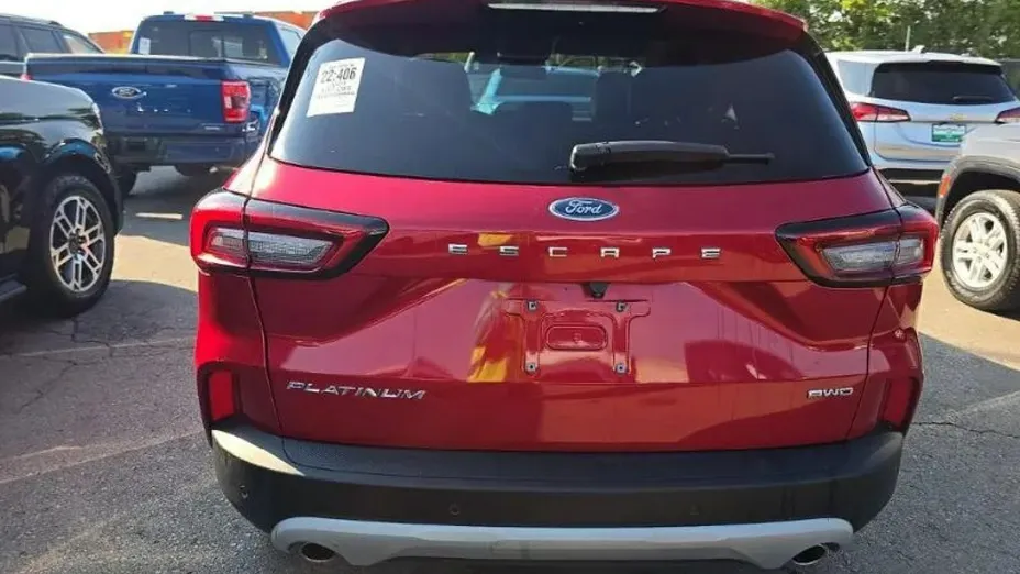 FORD Escape -