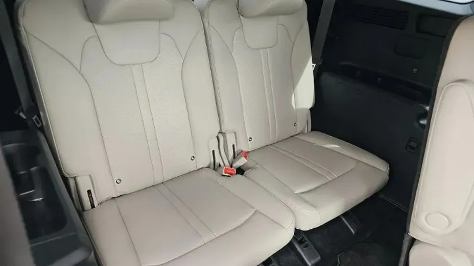KIA Sorento -