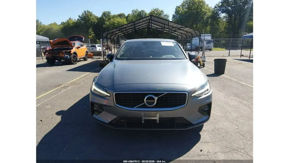 VOLVO S60 -