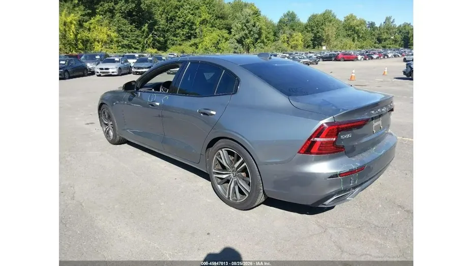 VOLVO S60 -