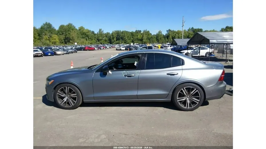 VOLVO S60 -