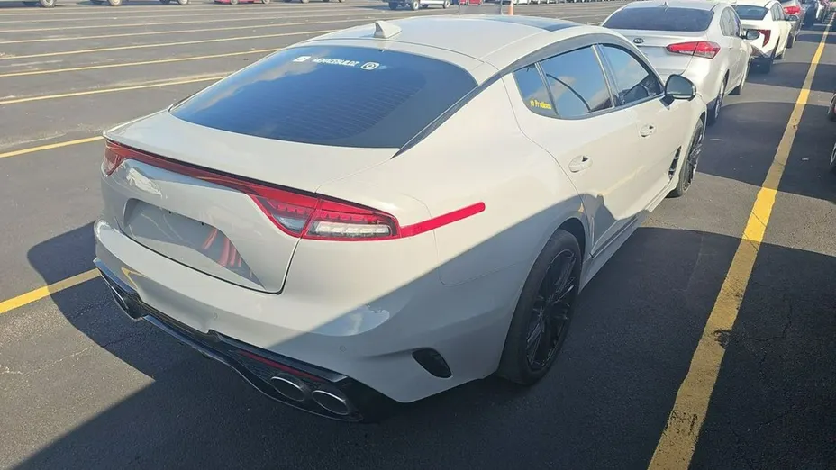 KIA Stinger -