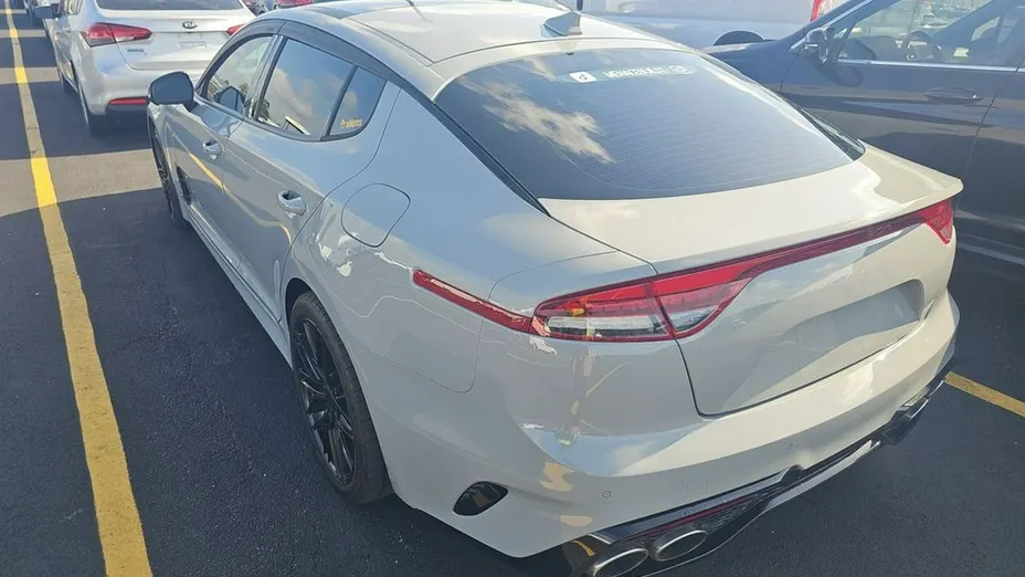 KIA Stinger -