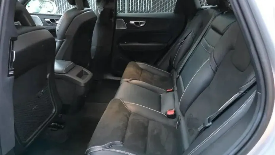 VOLVO XC60 -