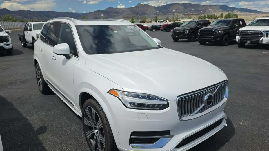 VOLVO XC90 -