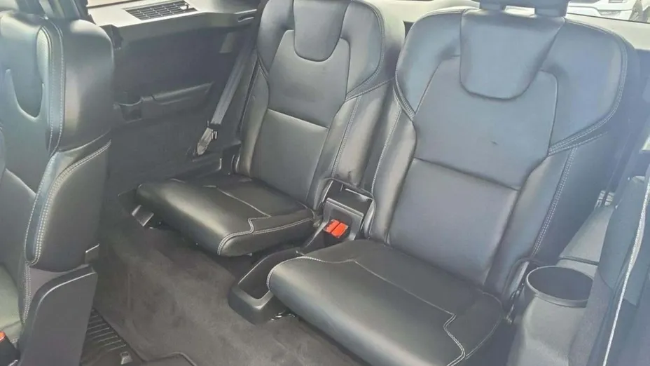 VOLVO XC90 -
