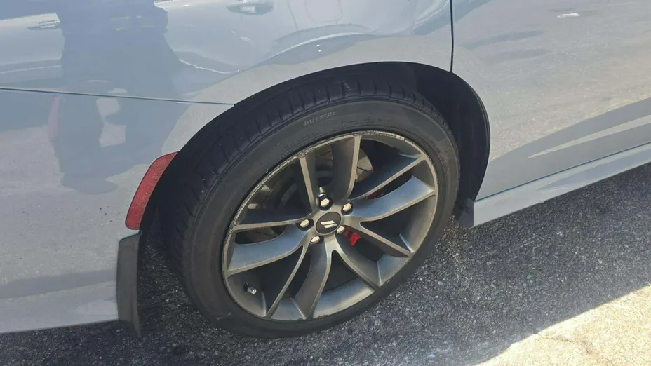 DODGE Charger -