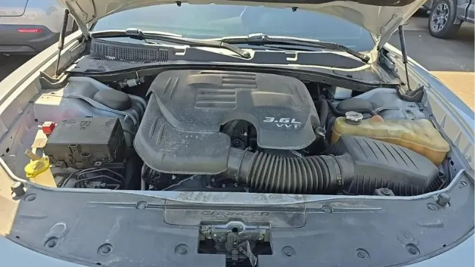 DODGE Charger -