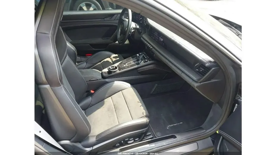 PORSCHE 911 -