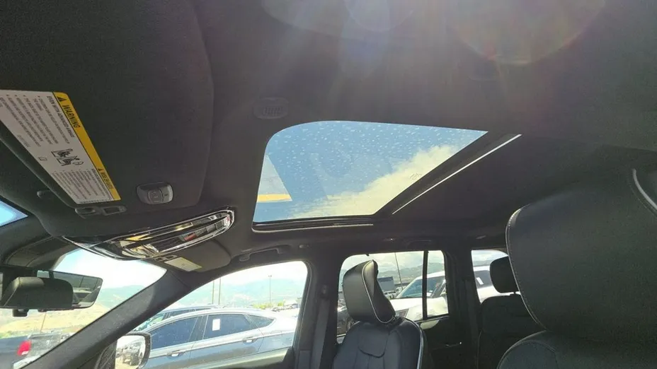 JEEP Grand Cherokee -