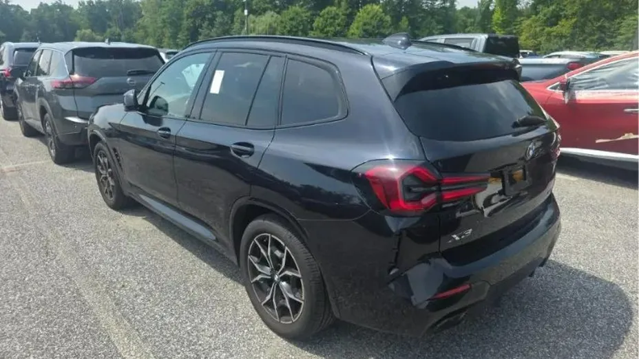 BMW X3 -