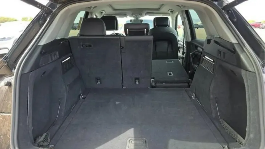 AUDI Q5 -