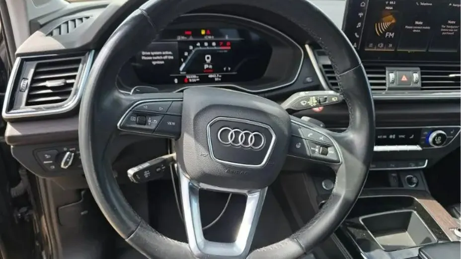 AUDI Q5 -