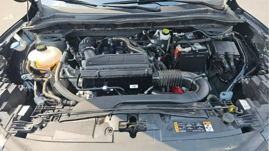 FORD Escape -
