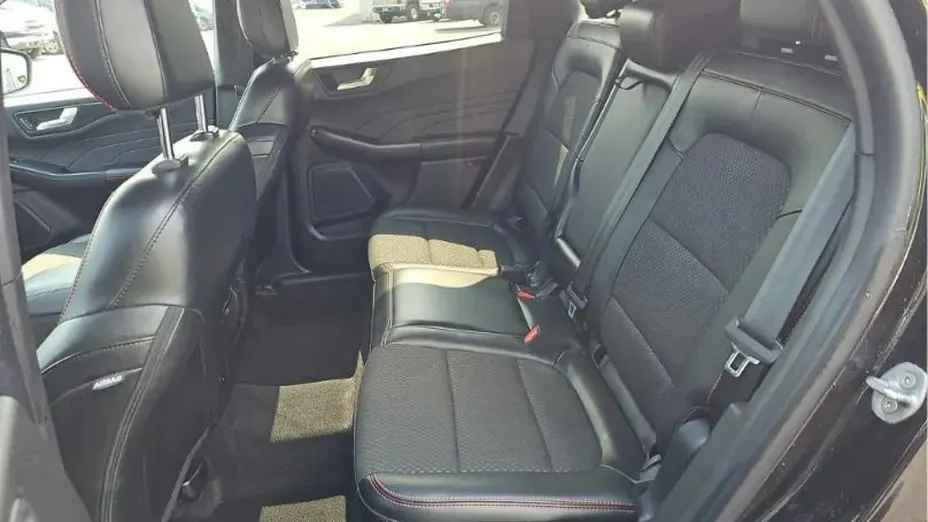 FORD Escape -