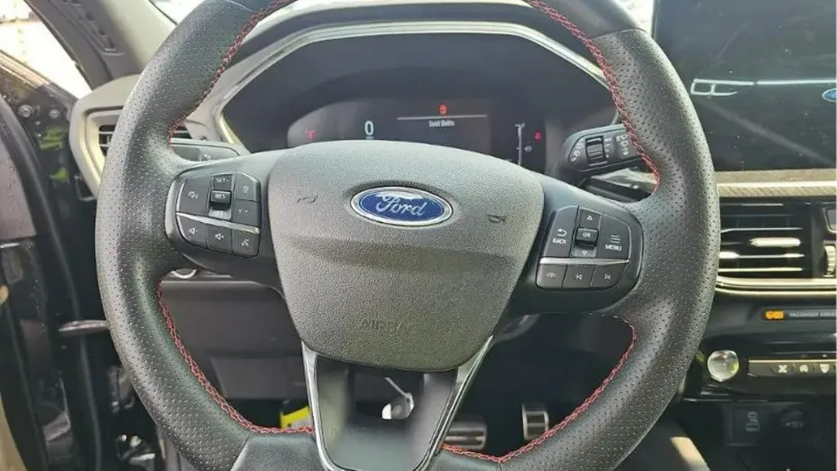 FORD Escape -