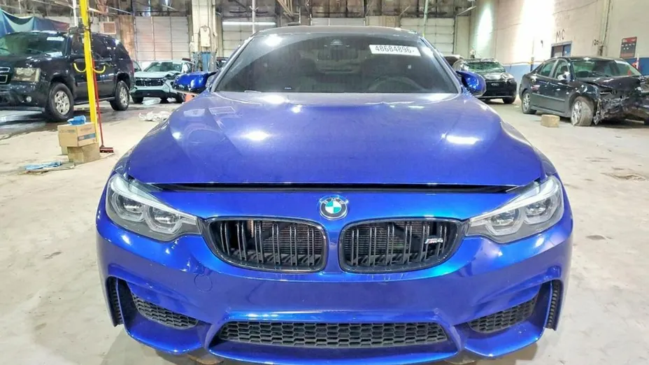 BMW M4 -
