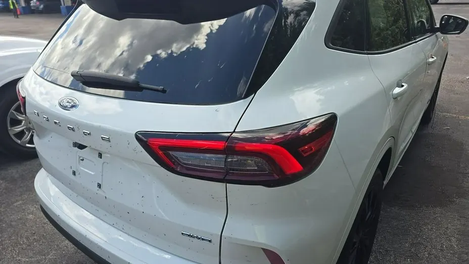 FORD Kuga -
