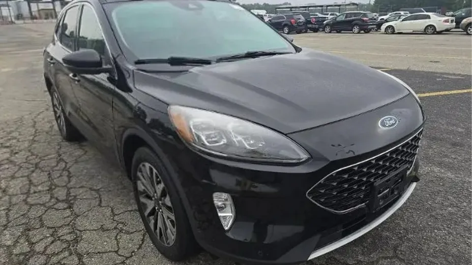 FORD Escape -