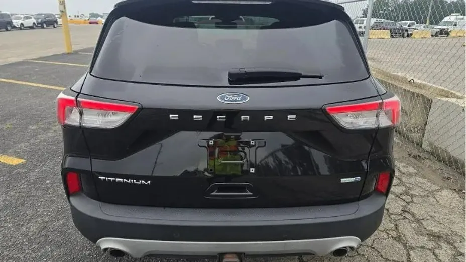 FORD Escape -