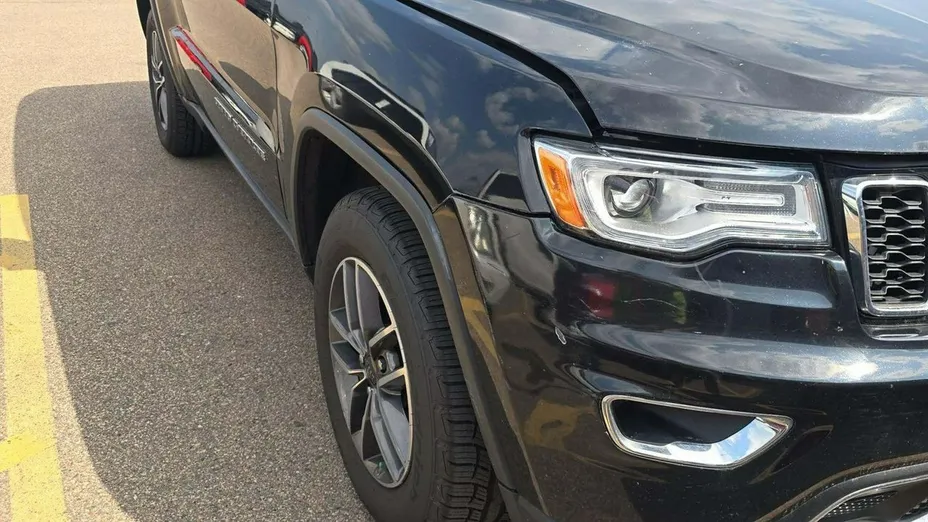 JEEP Grand Cherokee -