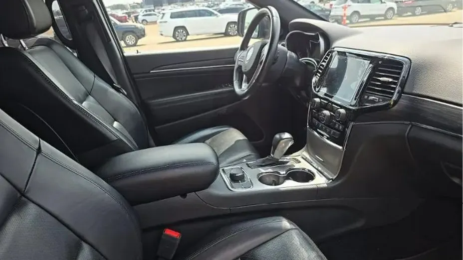 JEEP Grand Cherokee -