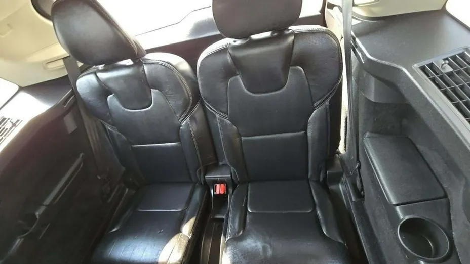 VOLVO XC90 -