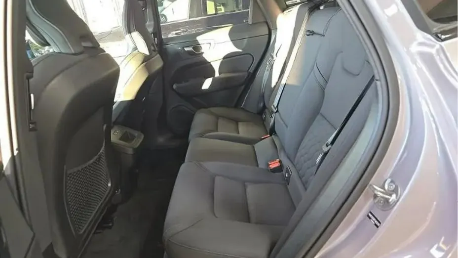 VOLVO XC60 -