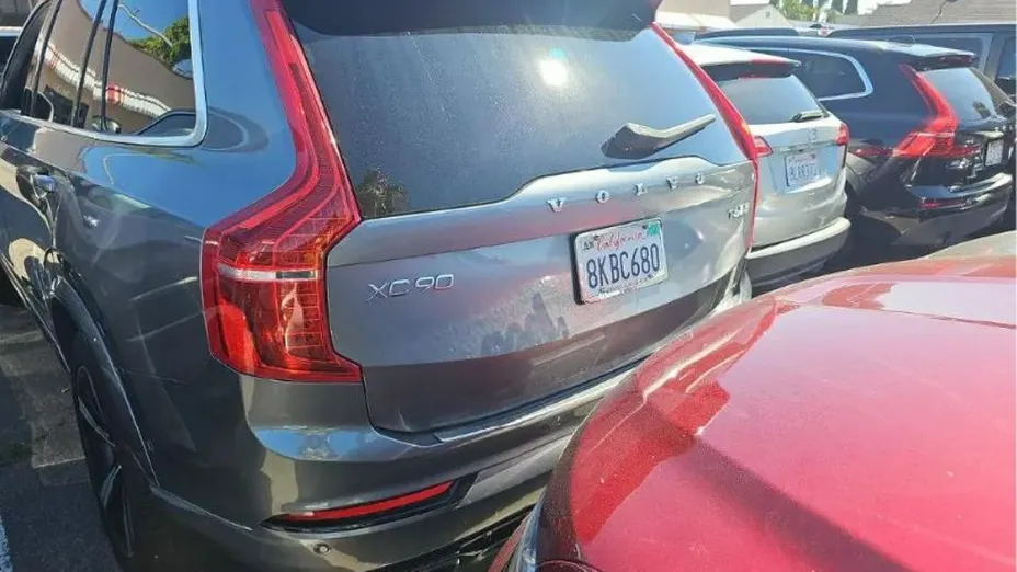 VOLVO XC90 -