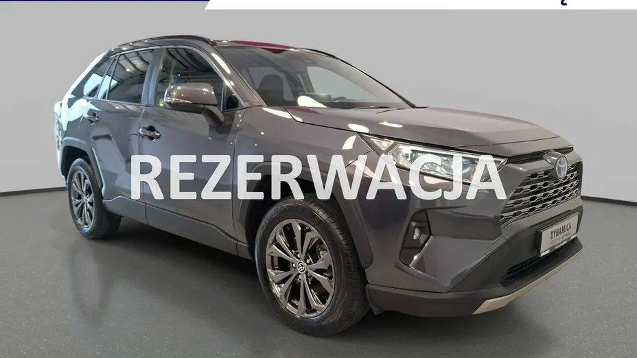 TOYOTA RAV4 -