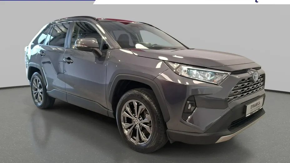 TOYOTA RAV4 -