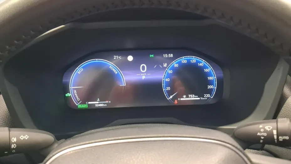 TOYOTA RAV4 -