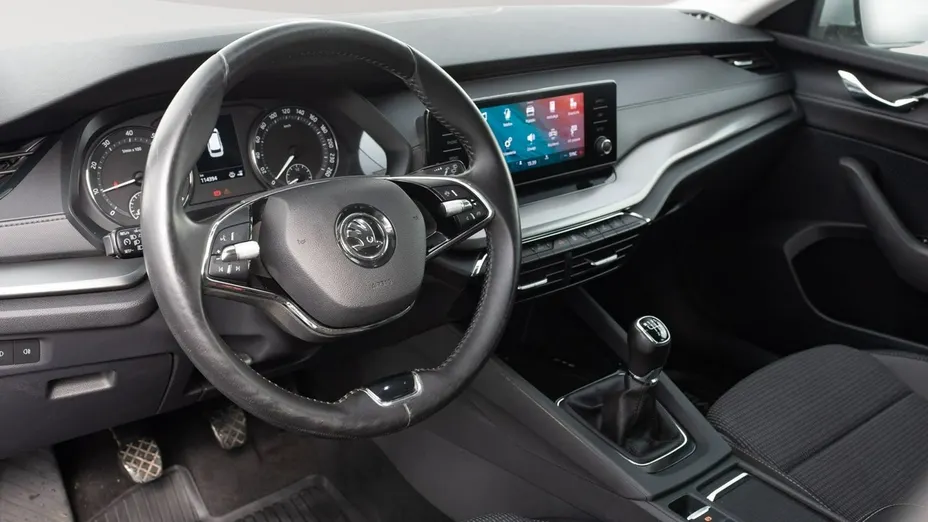SKODA Octavia -