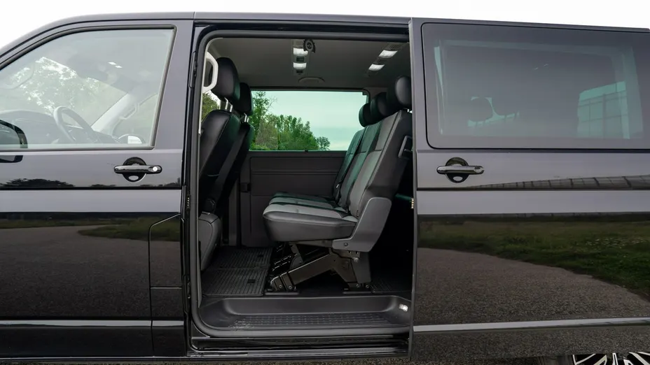 VOLKSWAGEN Caravelle -