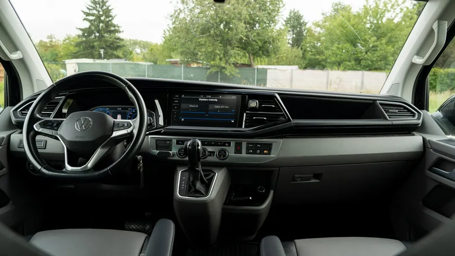 VOLKSWAGEN Caravelle -