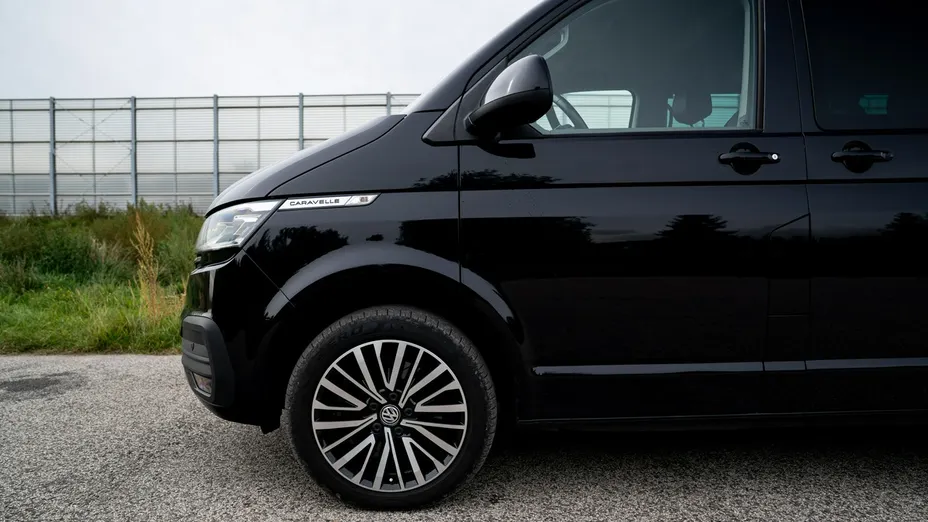 VOLKSWAGEN Caravelle -