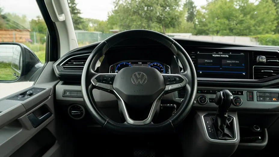 VOLKSWAGEN Caravelle -