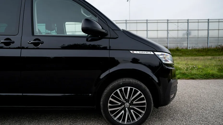 VOLKSWAGEN Caravelle -