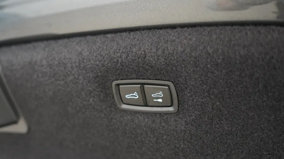 AUDI e-tron GT -