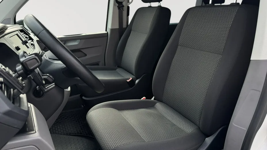 VOLKSWAGEN Caravelle -