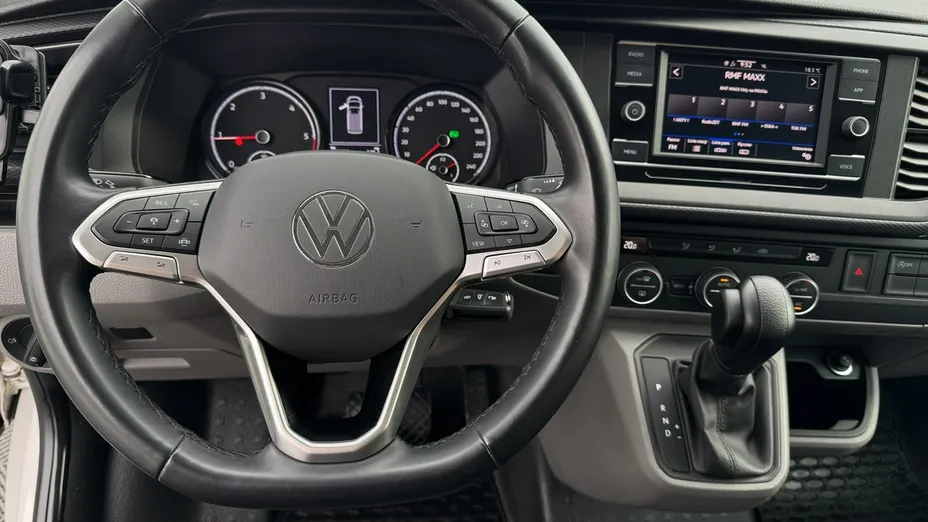 VOLKSWAGEN Caravelle -