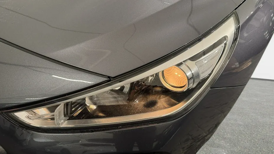 HYUNDAI i30 -