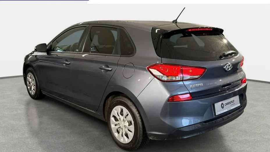 HYUNDAI i30 -